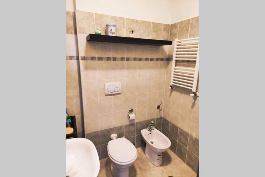 Large House 3 Floors City 'N Sea Vitinia ภายนอก รูปภาพ